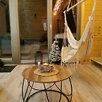 Loft&hill בקתה